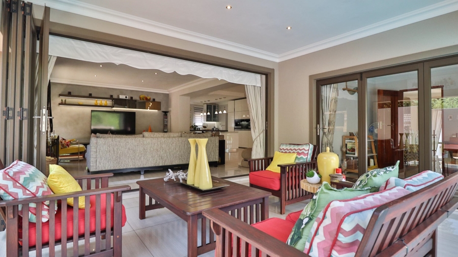 6 Bedroom Property for Sale in Birdwood Estate North West